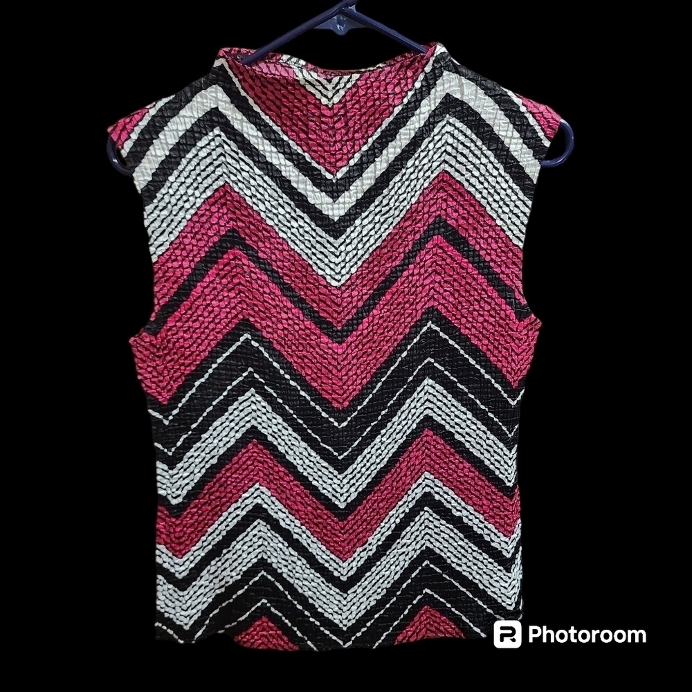 Women's Casual Corner Sleeveless Blouse Size Medium